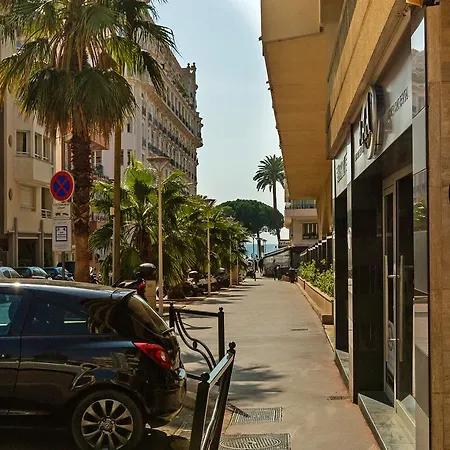 Apartment Studio With Balcony Near Croisette Cannes